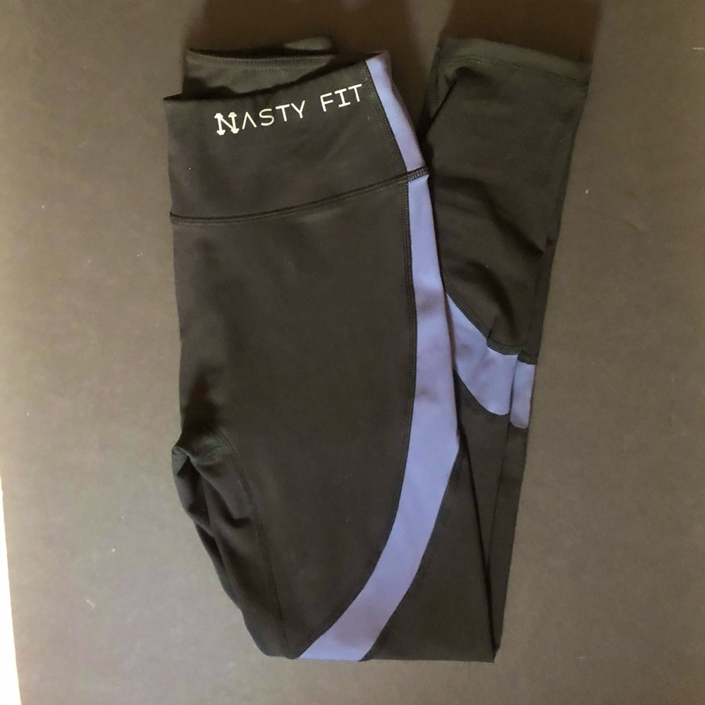 Contour Leggings